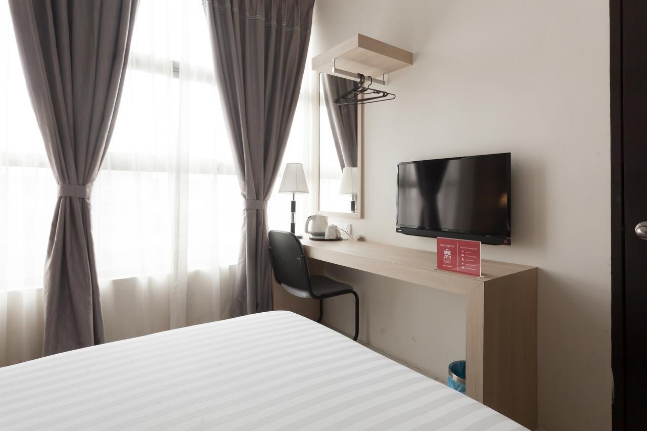 Zen Rooms Sungai Besi Куала-Лумпур Екстер'єр фото